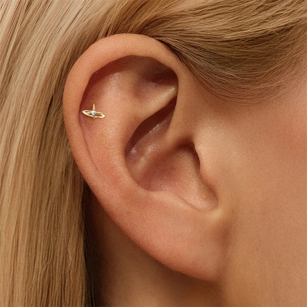 עגיל בודד נקודת אור